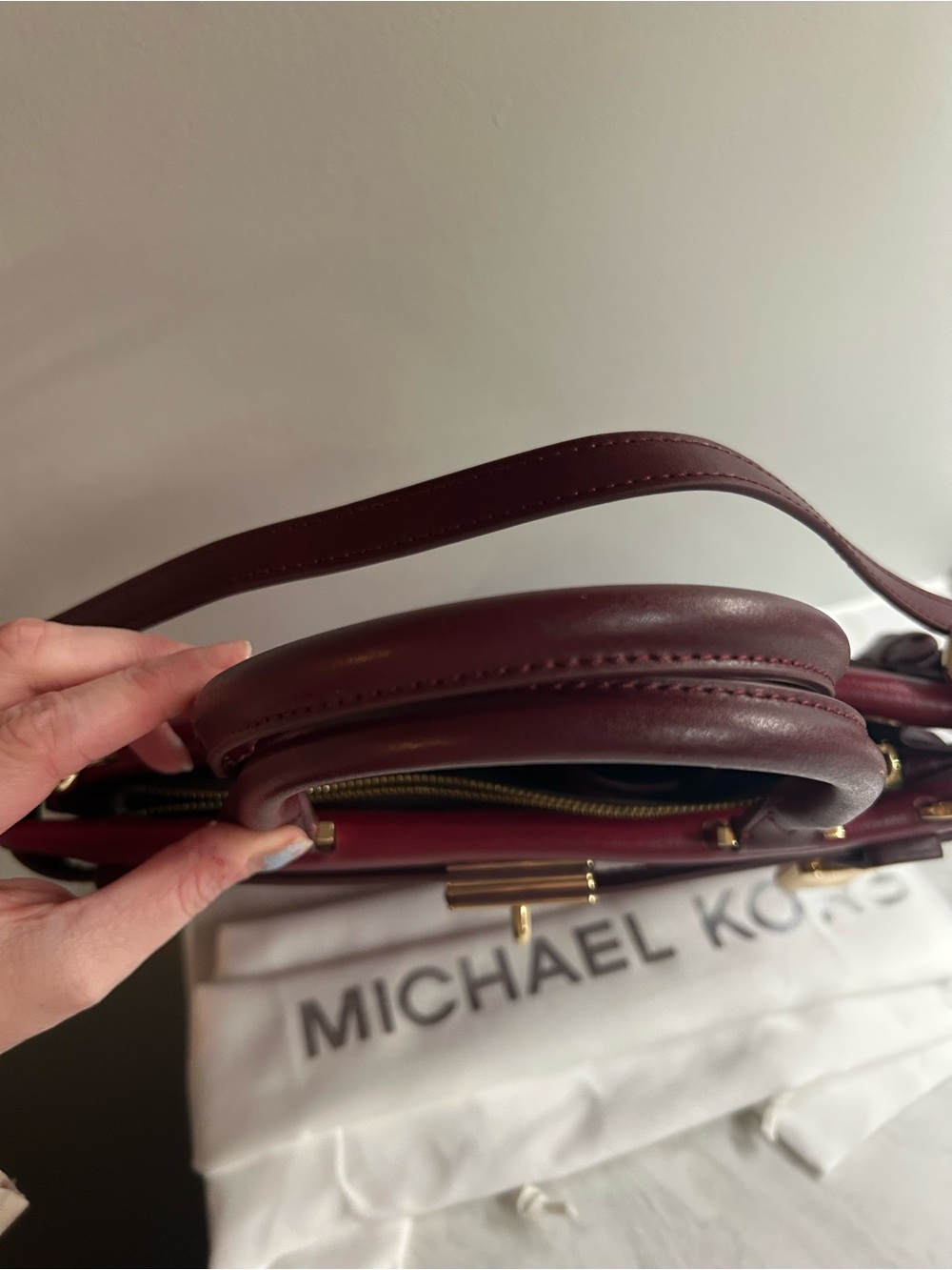 Michael Kors Burgundy Satchel with Red Card Wallet - Picture 3 of 16